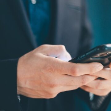 Almanya’daki Türk Konsolosluklarına telefonla giriş yasaklandı