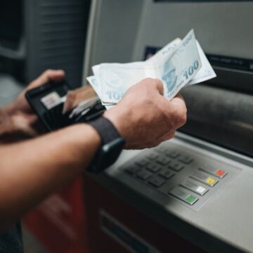 Bankada parası olan herkesi ilgilendiriyor: Mevduat faizlerinde değişim kapıda!