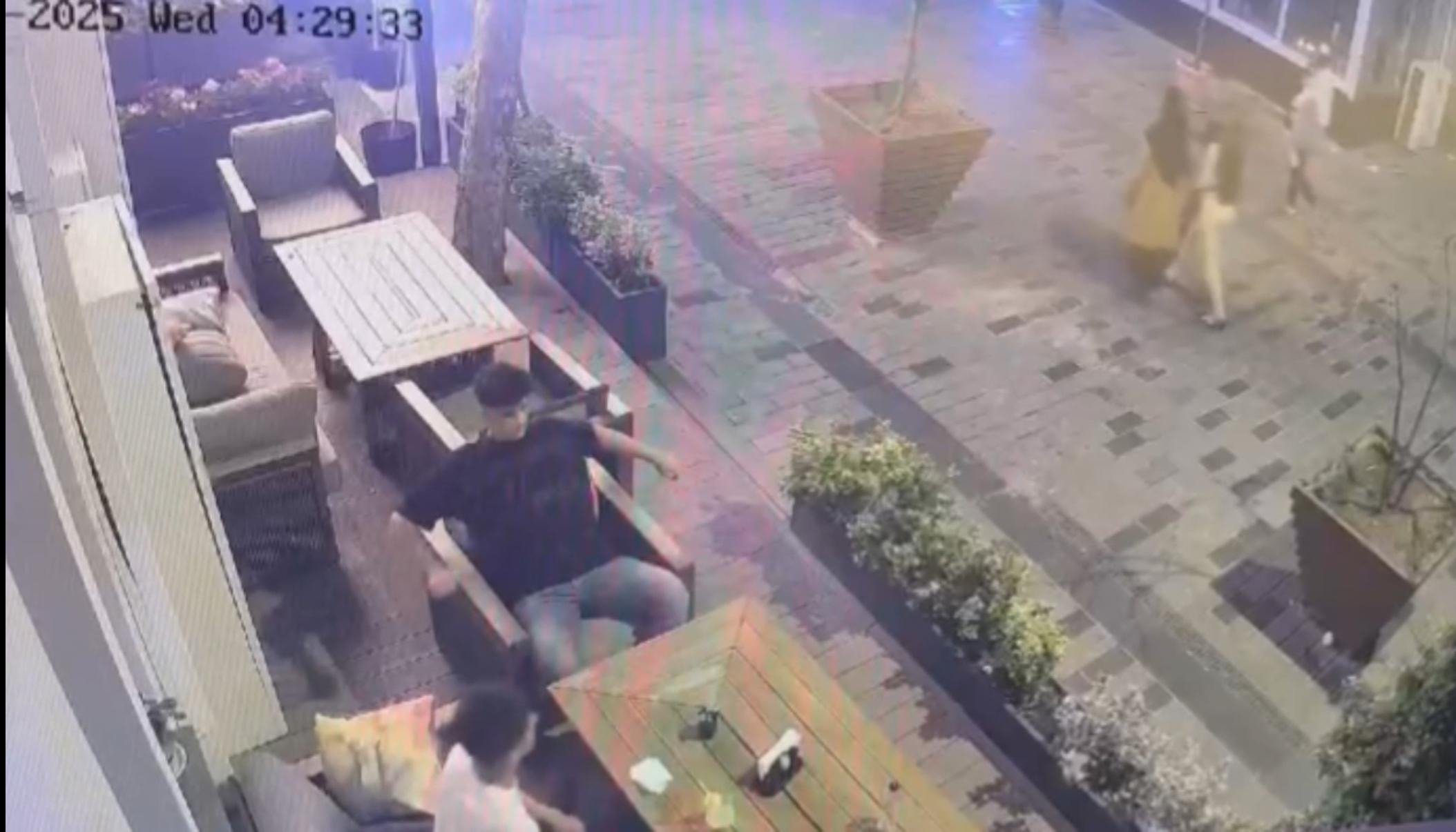 Beyoğlu'nda Ürdünlü tacizcilere meydana dayağı