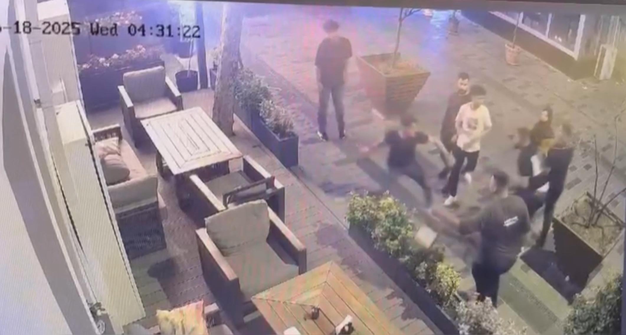 Beyoğlu'nda Ürdünlü tacizcilere meydana dayağı