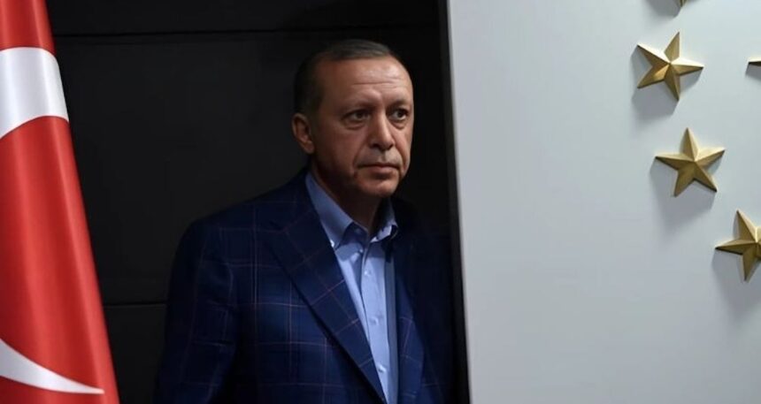 ‘Birinciyiz’ diyen Erdoğan’a son ankette soğuk duş