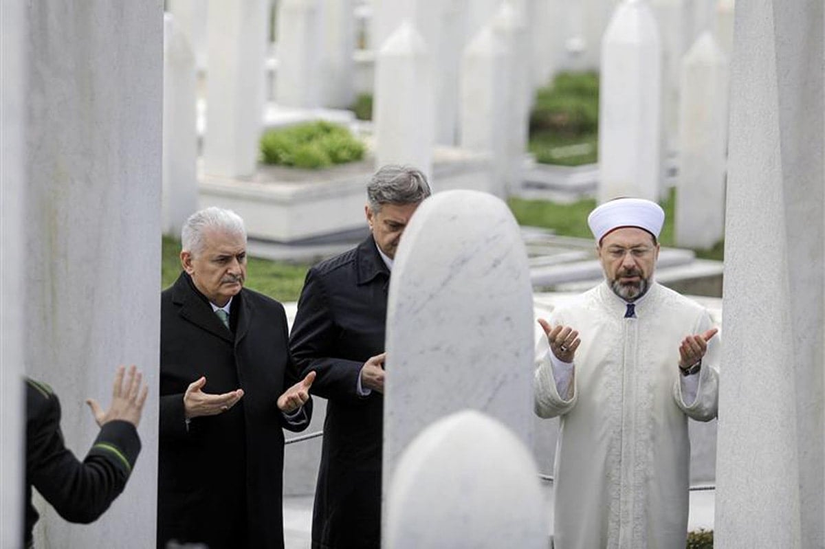 Bosna’daki kabre 4 kez gitti, Anıtkabir’e gitmiyor