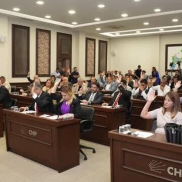 CHP’siz komisyon seçimi yargıdan döndü!