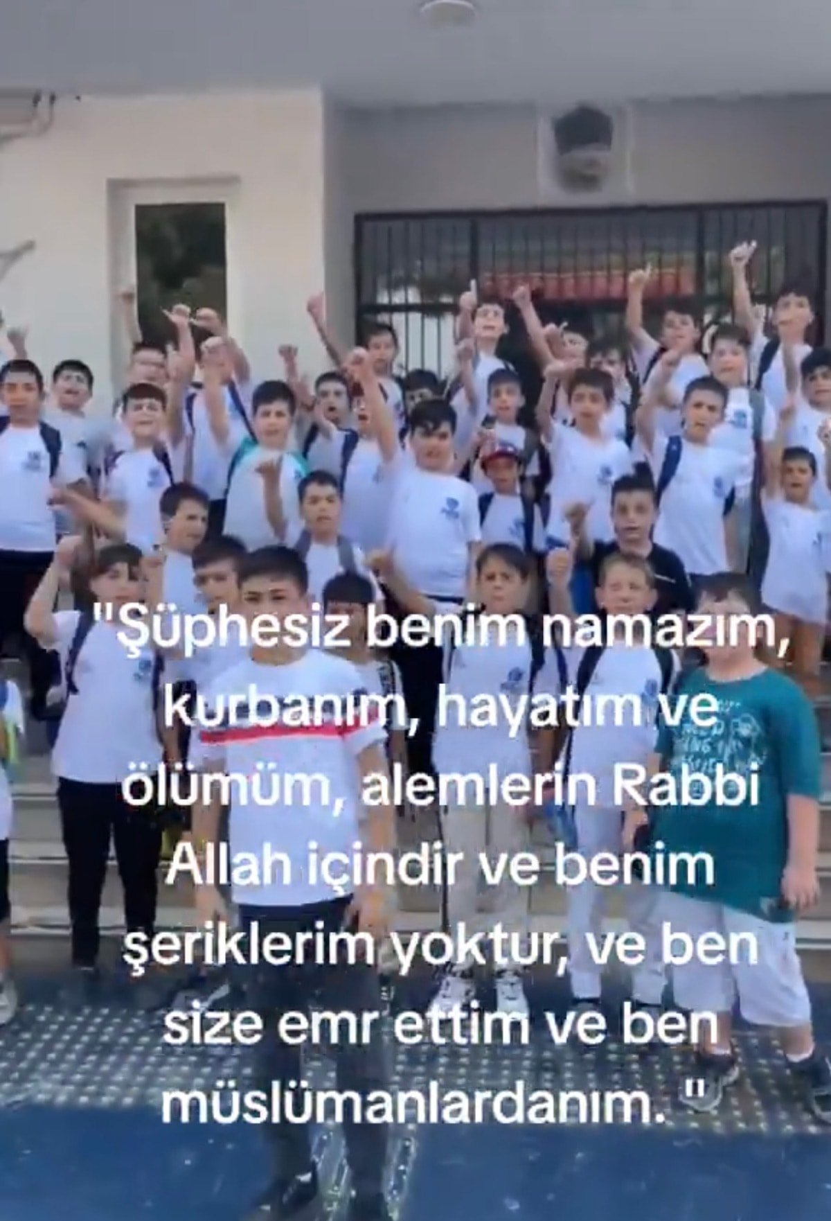 Cumhuriyet karşıtı şov