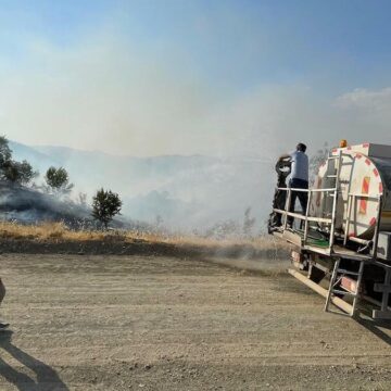Diyarbakır’da örtü yangını son anda kontrol altına alındı