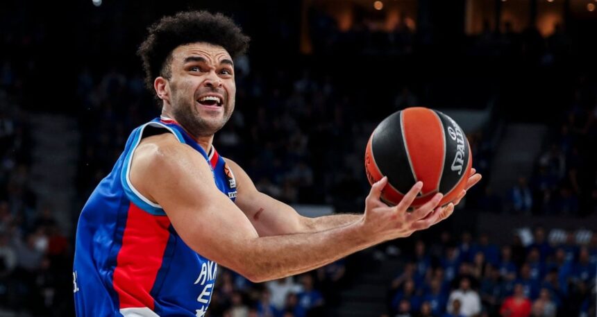 Elijah Bryant, Anadolu Efes’e veda etti