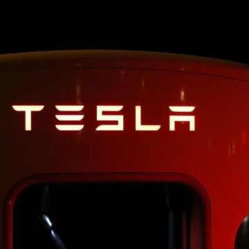 Elon Musk’ın yaptıkları kendini bitirdi: Tesla ne teslimat yapabildi ne de karını yükseltebildi
