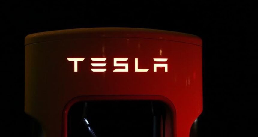 Elon Musk’ın yaptıkları kendini bitirdi: Tesla’nın karı ikinci çeyrekte sert düştü