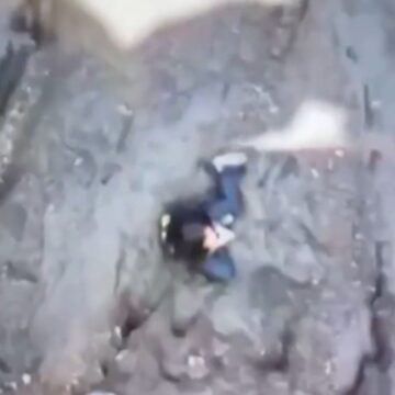 Endonezya’da yanardağı içine düşmüştü! Ölümünden dakikalar önce attığı mesaj yürek burktu
