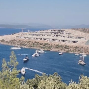 Engelsiz Cengiz yıktı geçti