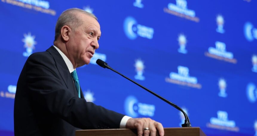 Erdoğan anketlerde istediğini bulamayınca partisine talimat verdi