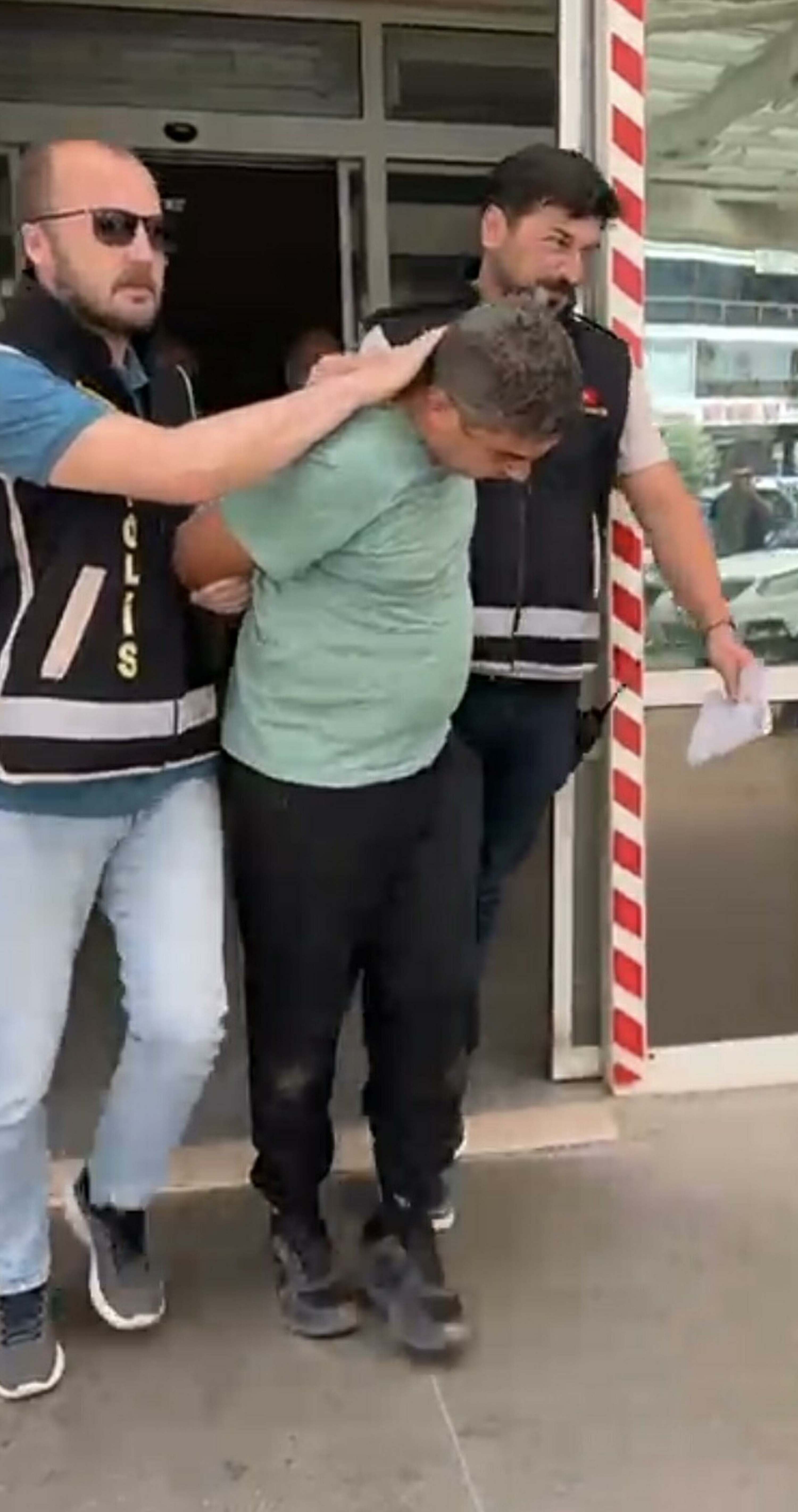 Eşi ve çocuklarını yangında kaybetti, tutuklanınca cezaevinde intihar etti