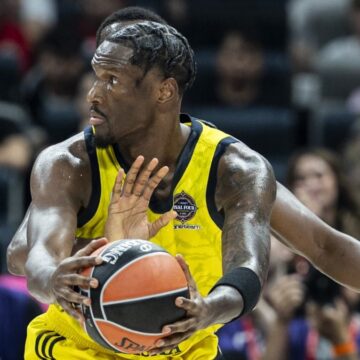 Fenerbahçe’den ayrıldı, NBA’e gitti