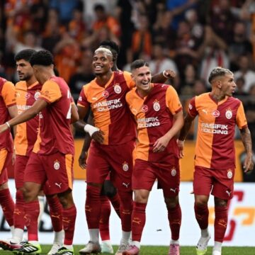 Galatasaray, Strasbourg’u rahat yendi