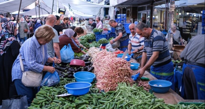 Gıda zammı, emeklinin zammını solladı
