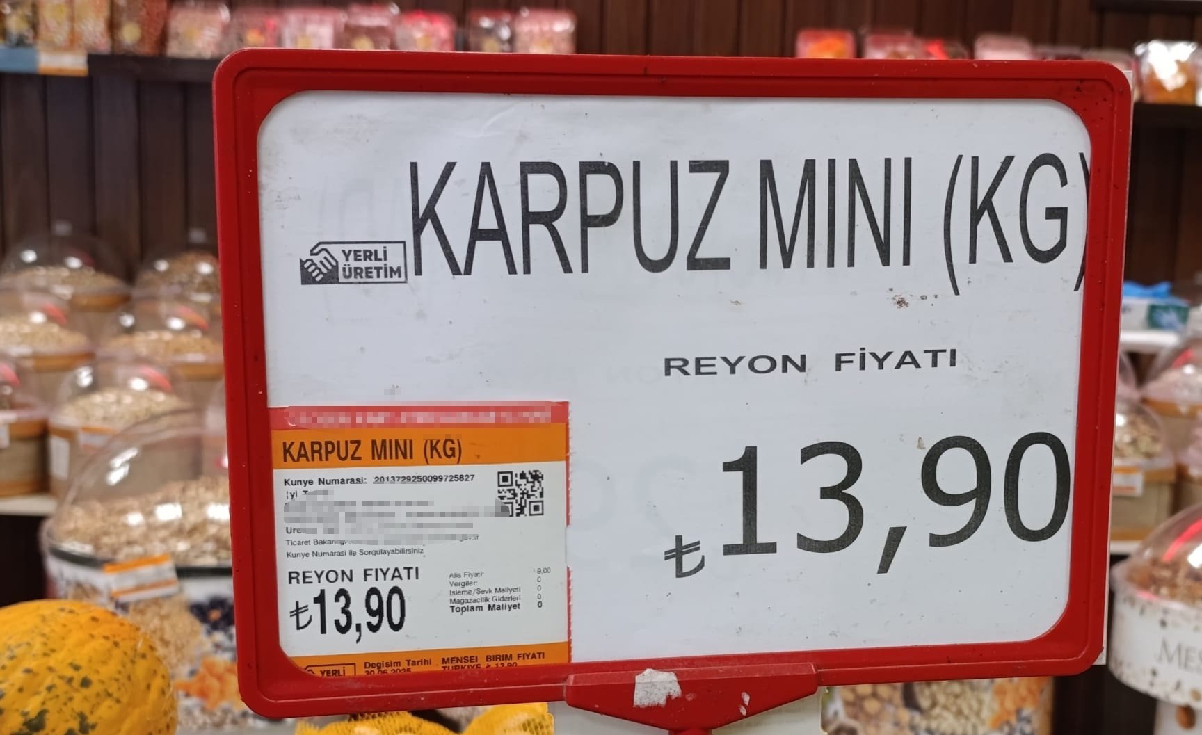Halde kilosu 1 TL'ye kadar düştü, markette 14 TL'den satılıyor