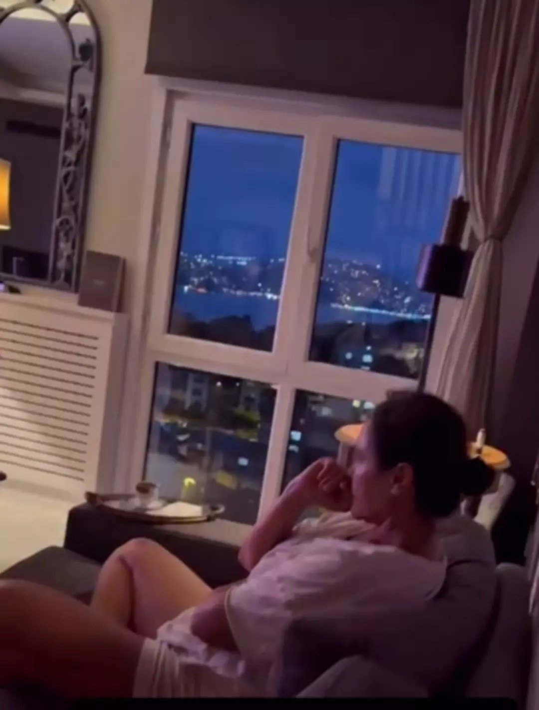 Hülya Avşar'ın evi gündem oldu
