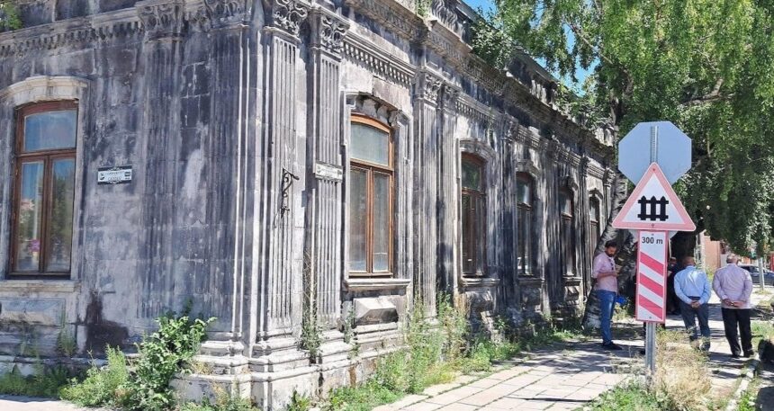 Kars Belediyesi kültür varlığını borca saydı: Soruşturma kararı geldi
