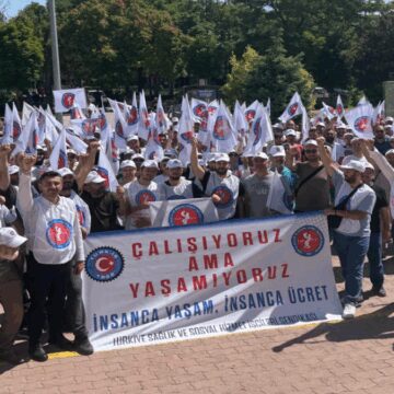 Konya’da sağlık işçileri iş bıraktı