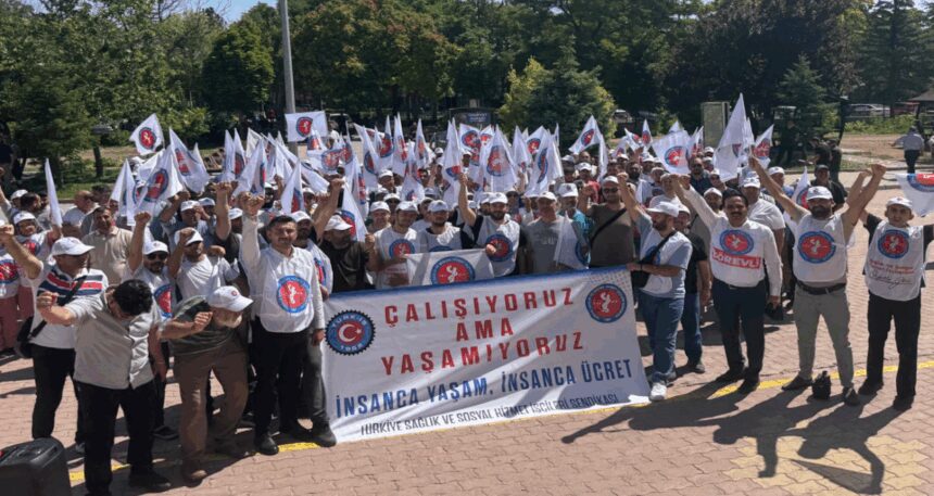 Konya’da sağlık işçileri iş bıraktı