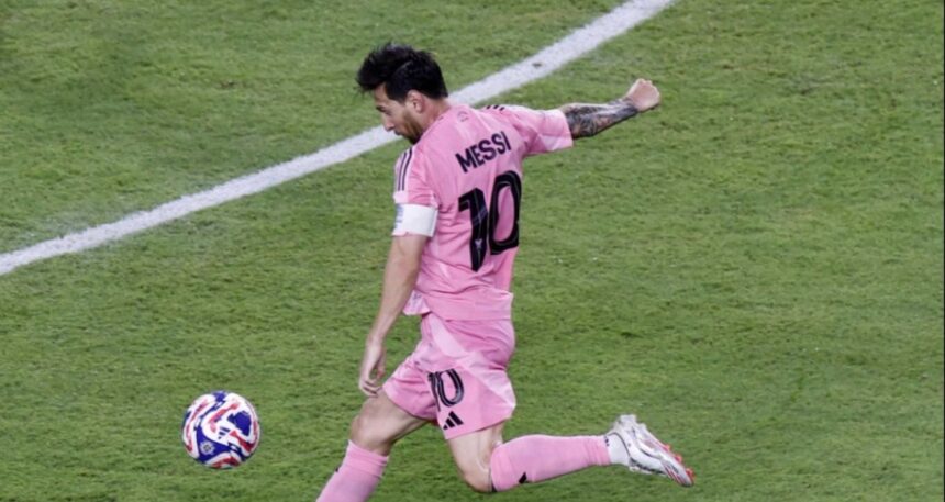 Lionel Messi rekora doymuyor