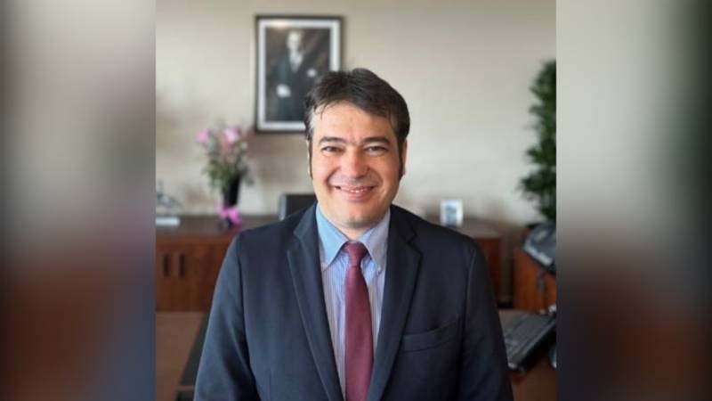 Maaşını alamayan tutuklu İBB daire başkanı, evini satışa çıkardı