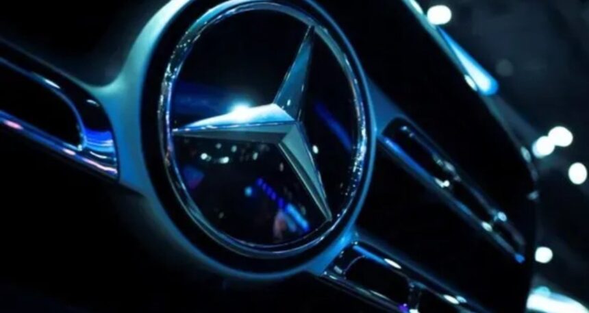 Mercedes’ten dev hata: 223 bin yüksek riskli araç acil geri çağrıldı