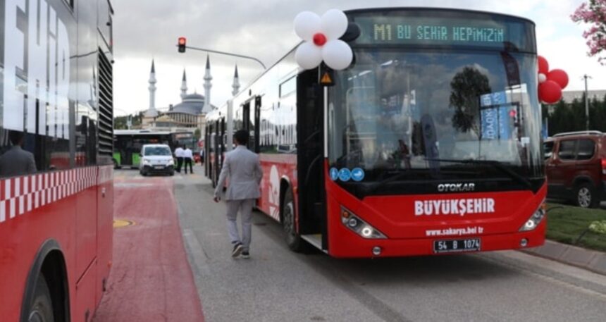 Metrobüs bir şehirde daha hizmete başladı: 2 ay ücretsiz olacak