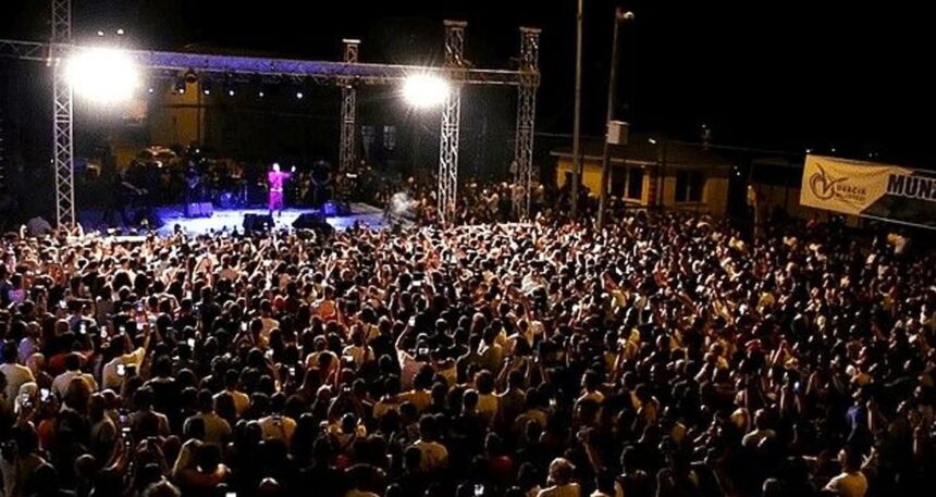 Munzur Festivali’nde ‘siyaset’ tepkisi:  ‘200 bin kişiyi ağırladık, bugün 5 bin kişi zor geliyor’