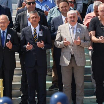 Özel ve Kılıçdaroğlu aynı karede! Bu kez yan yana durdular