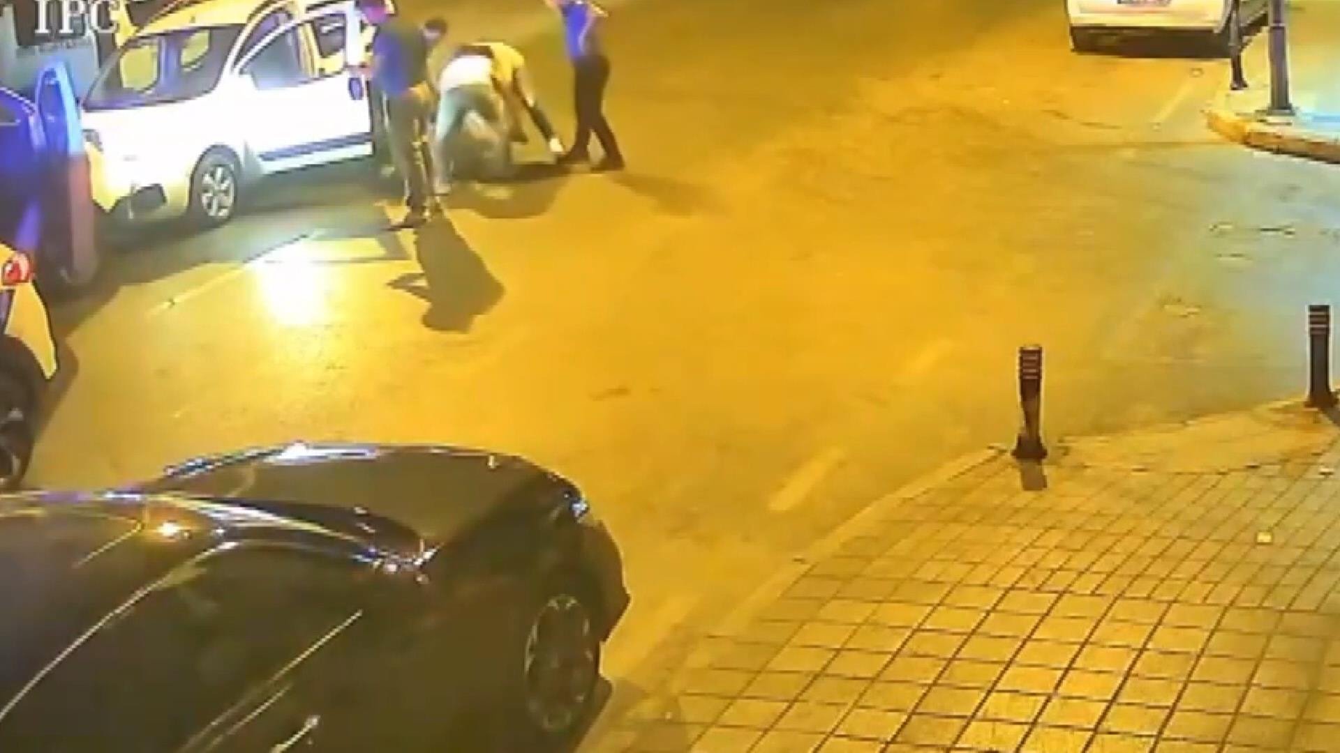 Polisi dinlemedi, lastikleri patlayınca yakalandı