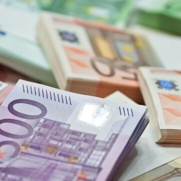 Rekor Bütçe Açığı 172 Milyar Euro