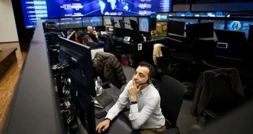 Rekor dalgasına borsa katılamadı