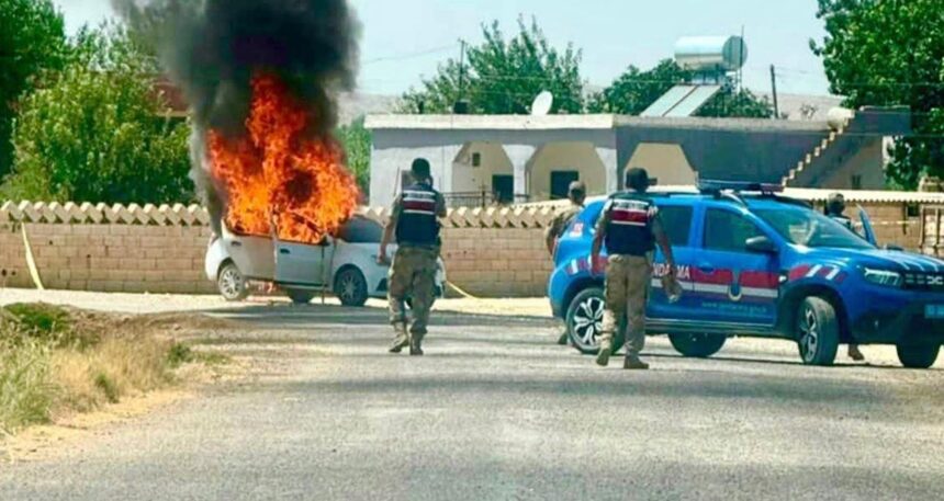 Şanlıurfa’da akraba kavgasında kan aktı! Aracı ateşe verdiler
