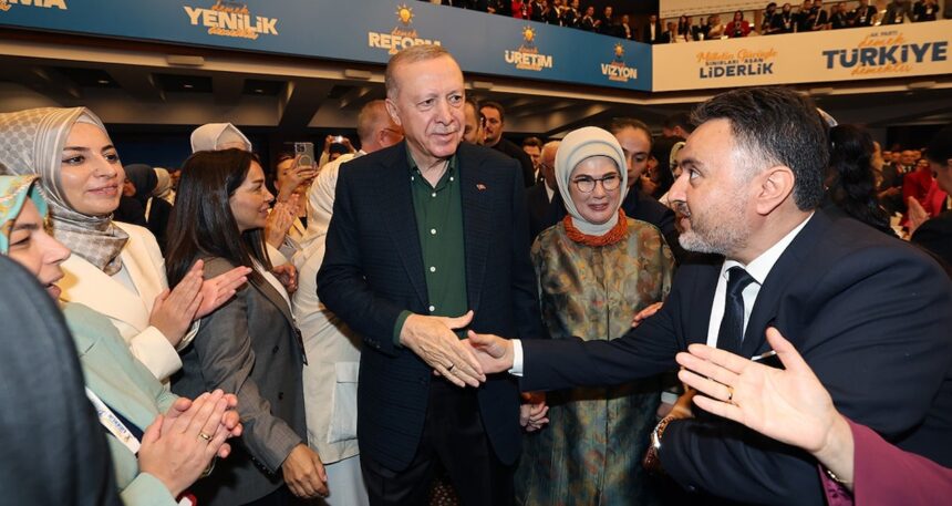 Saray Erdoğan’ın DEM’le  ittifak sözünü sansürledi