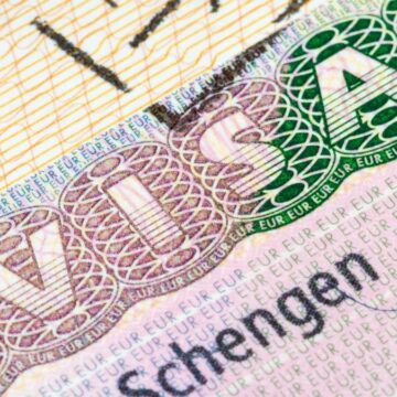 Schengen vizesinde karaborsa oyunu! Ruslar, Türklere Euro karşılığında randevu satıyor