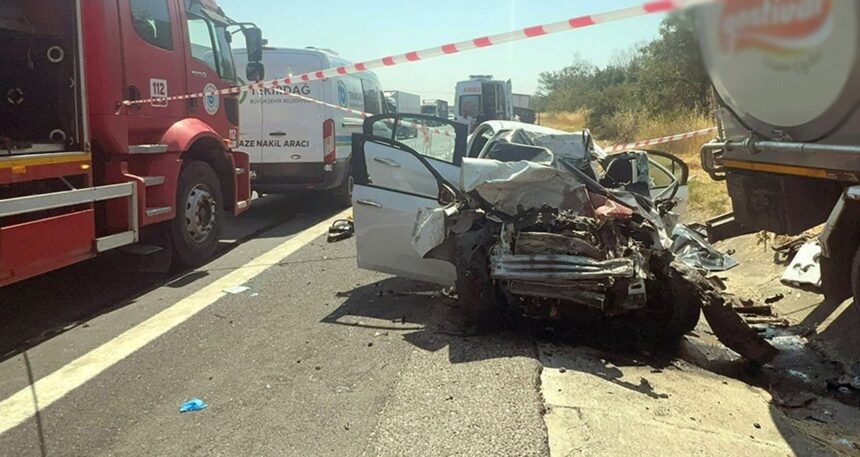 Tekirdağ’da kamyon ile otomobil çarpıştı: 4 ölü