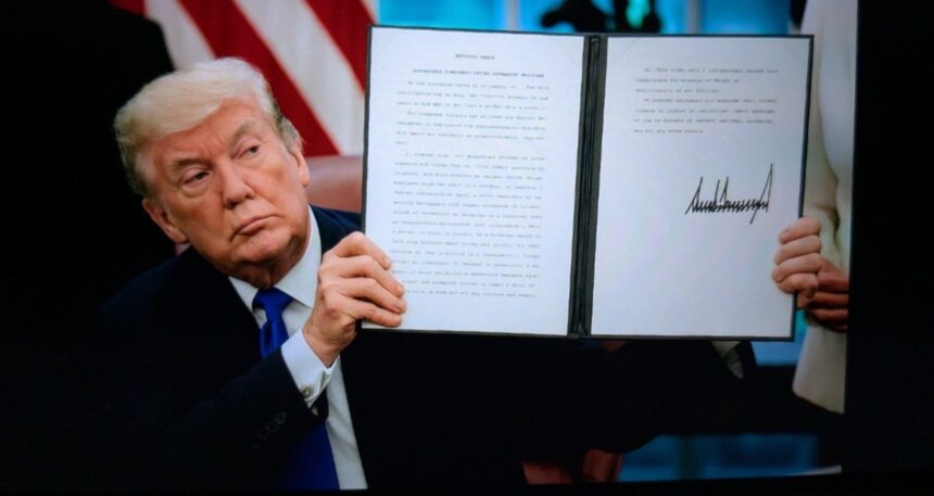 Trump ‘daha önce böyle bir şey olmamıştı’ diye duyurdu