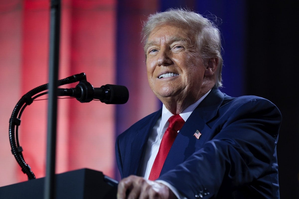 Trump’tan “Uyanmış Yapay Zeka”ya Yasak!