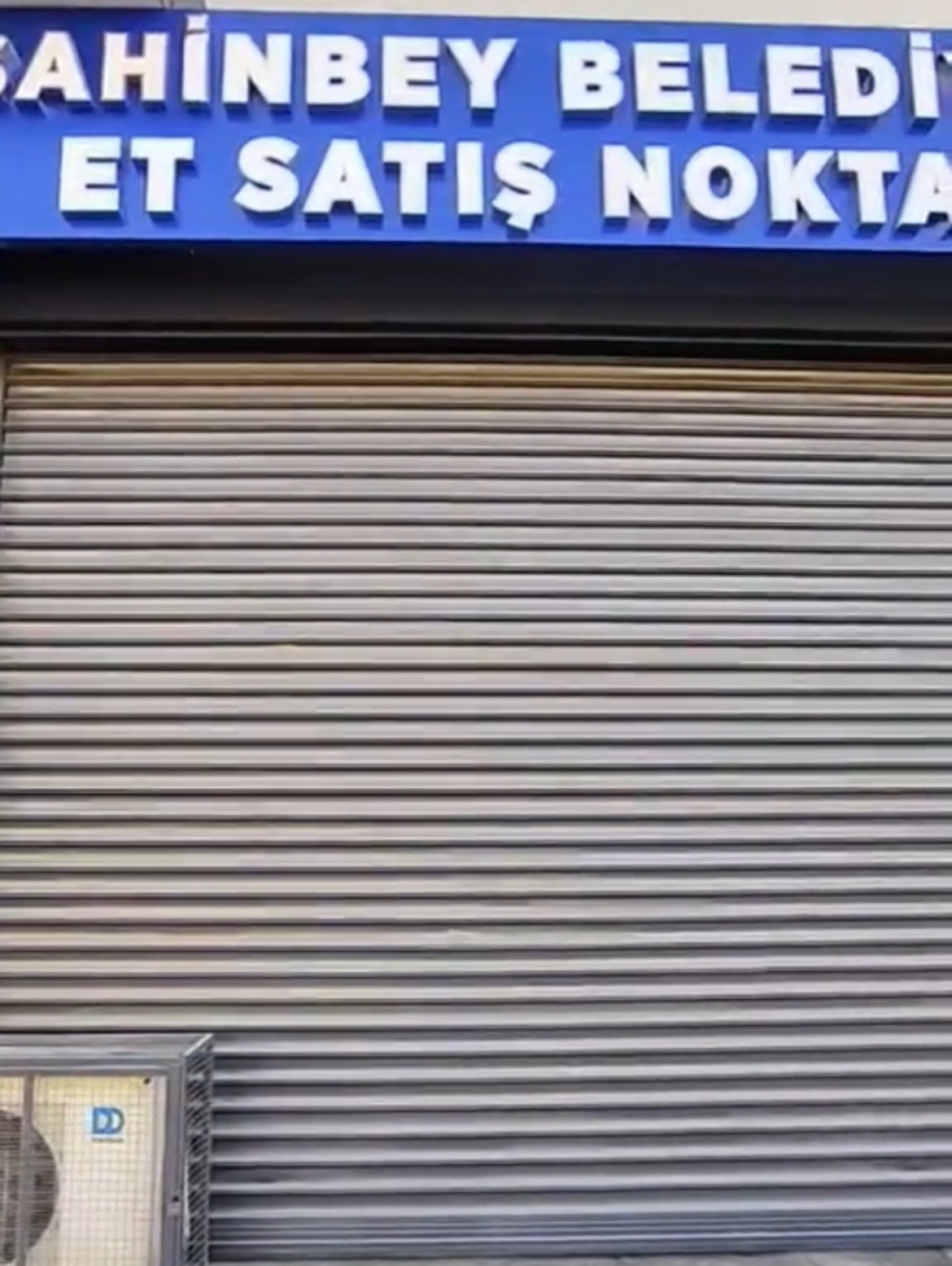 Ucuz et sözü reklamda kaldı… AKP’li belediyenin ‘Et Satış Noktası’ 20 gündür kapalı