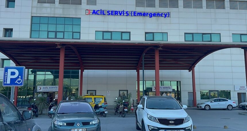 Yalova’da denize giren çocuk can verdi