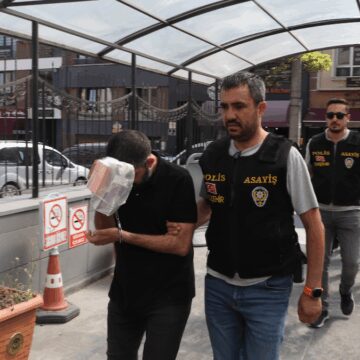 10-milyon-liralik-arsa-dolandiriciliginda-7-gozalti-BNjIq7ZI.jpg 10 milyon liralık arsa dolandırıcılığında 7 gözaltı