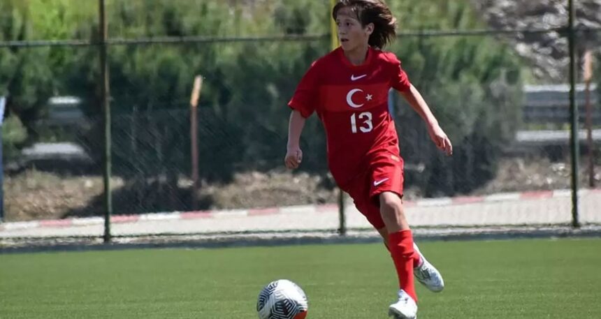 13 yaşındaki çocuk 6 milyon TL’ye Galatasaray’ transfer oldu
