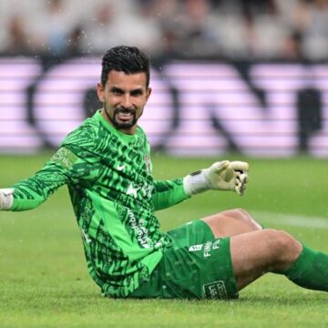 2 gün önce imza attı Dolmabahçe’de duvar ördü