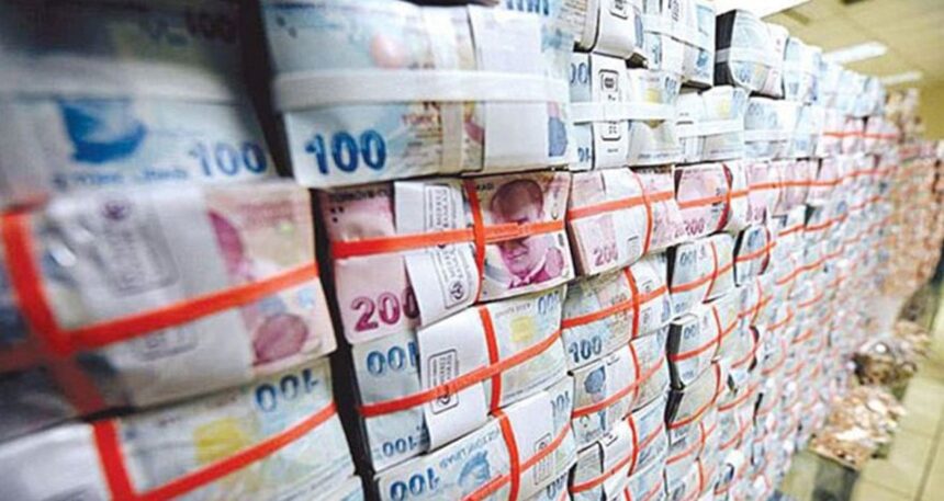 500 bin lirası olan bankaya atıp ayda 1 emekli maaşı kazanıyor