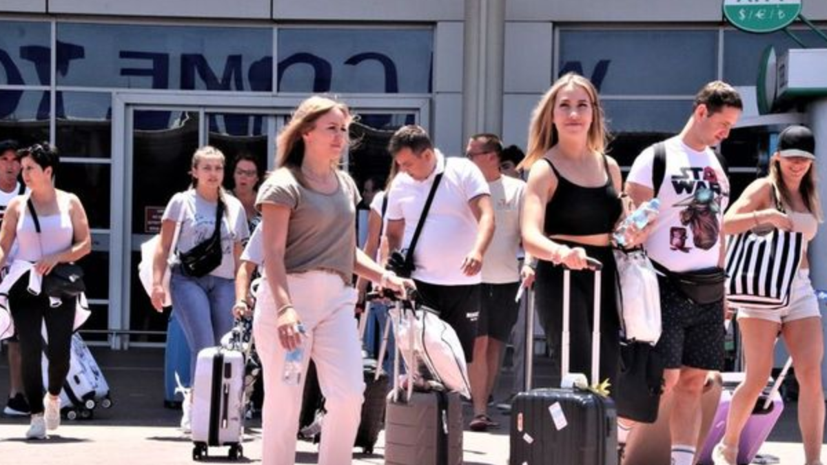 69 bin Rus apar topar Türkiye'yi terk etti: İşte nedeni