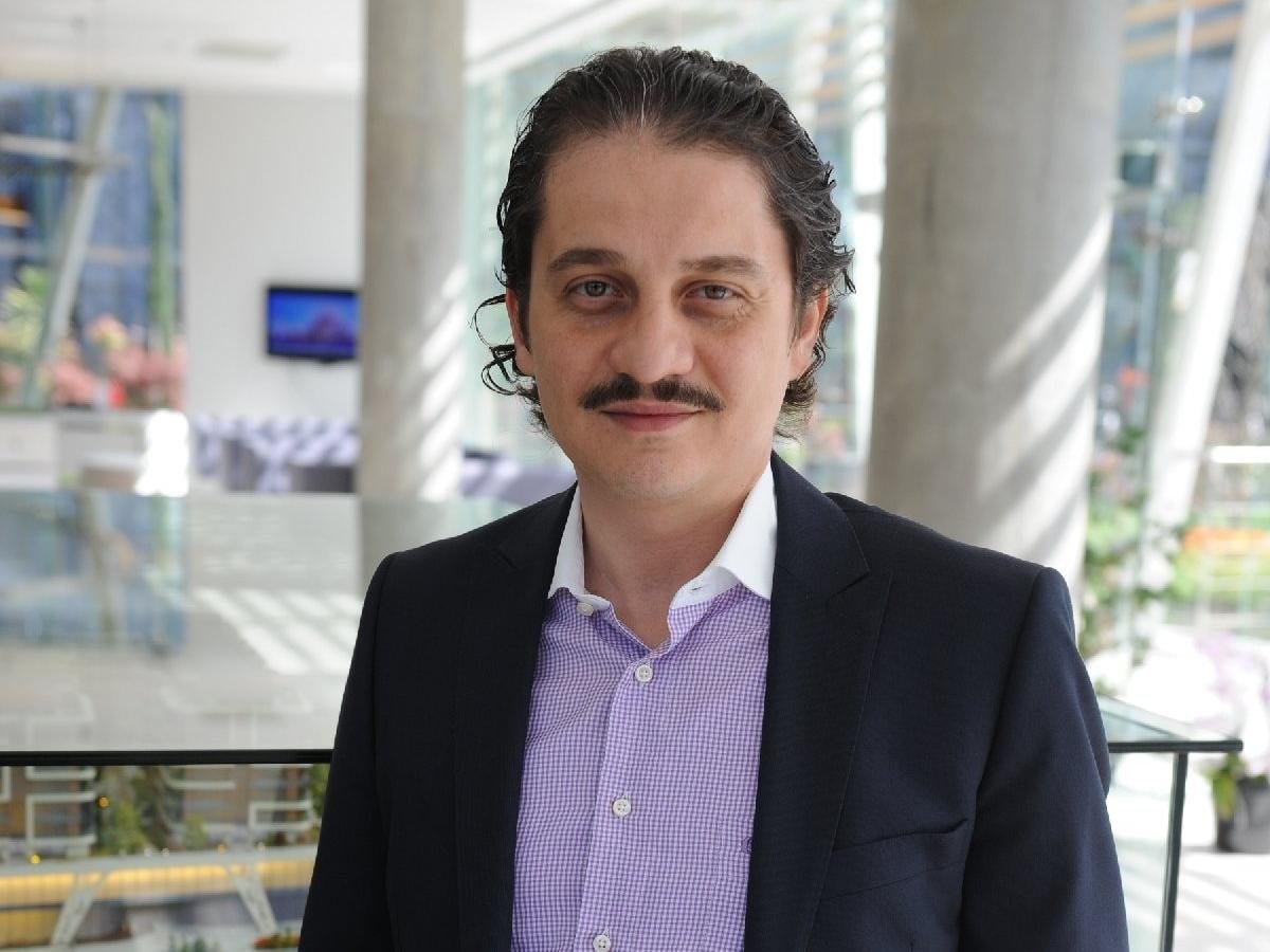 690 mağazası olan Türk giyim devi satılıyor