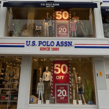 690 mağazası olan Türk giyim devi satılıyor