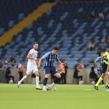 Adana Demirspor evinde farklı mağlup