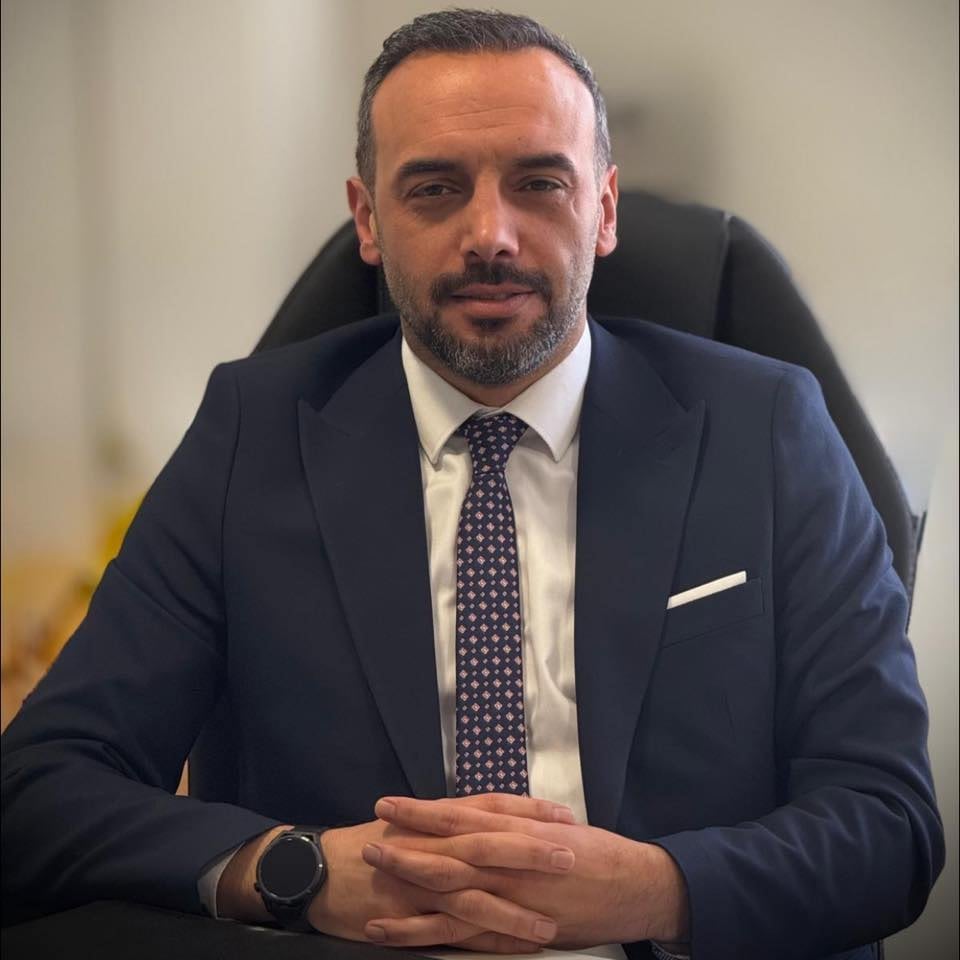 AKP’li vekil danışmanının jet yükselişi